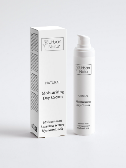Crema hidratante de día Urban Natur con envase y caja, cuidado diario equilibrante para una piel hidratada y confortable