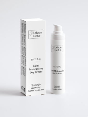 Crema hidratante ligera Urban Natur con envase y caja, hidratación diaria fresca y equilibrada para la piel.
